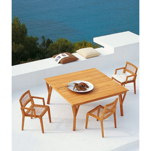 Square Teak Outdoor Dining Table | Unopiu Synthesis | Italianfurniture.com