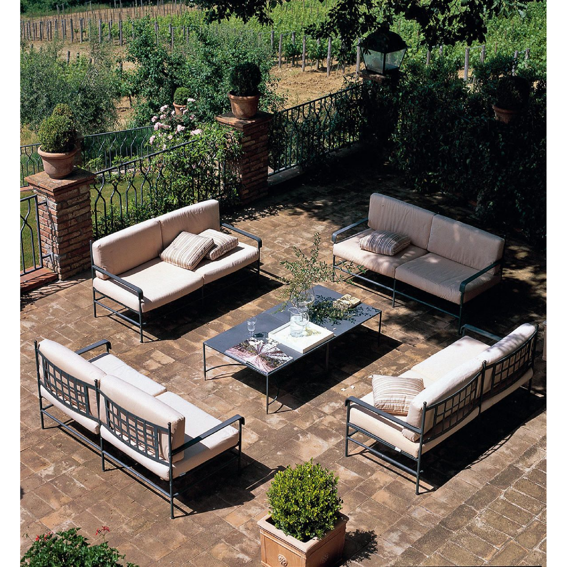 Stainless Steel Outdoor Sofa | Unopiu Toscana | Italianfurniture.com