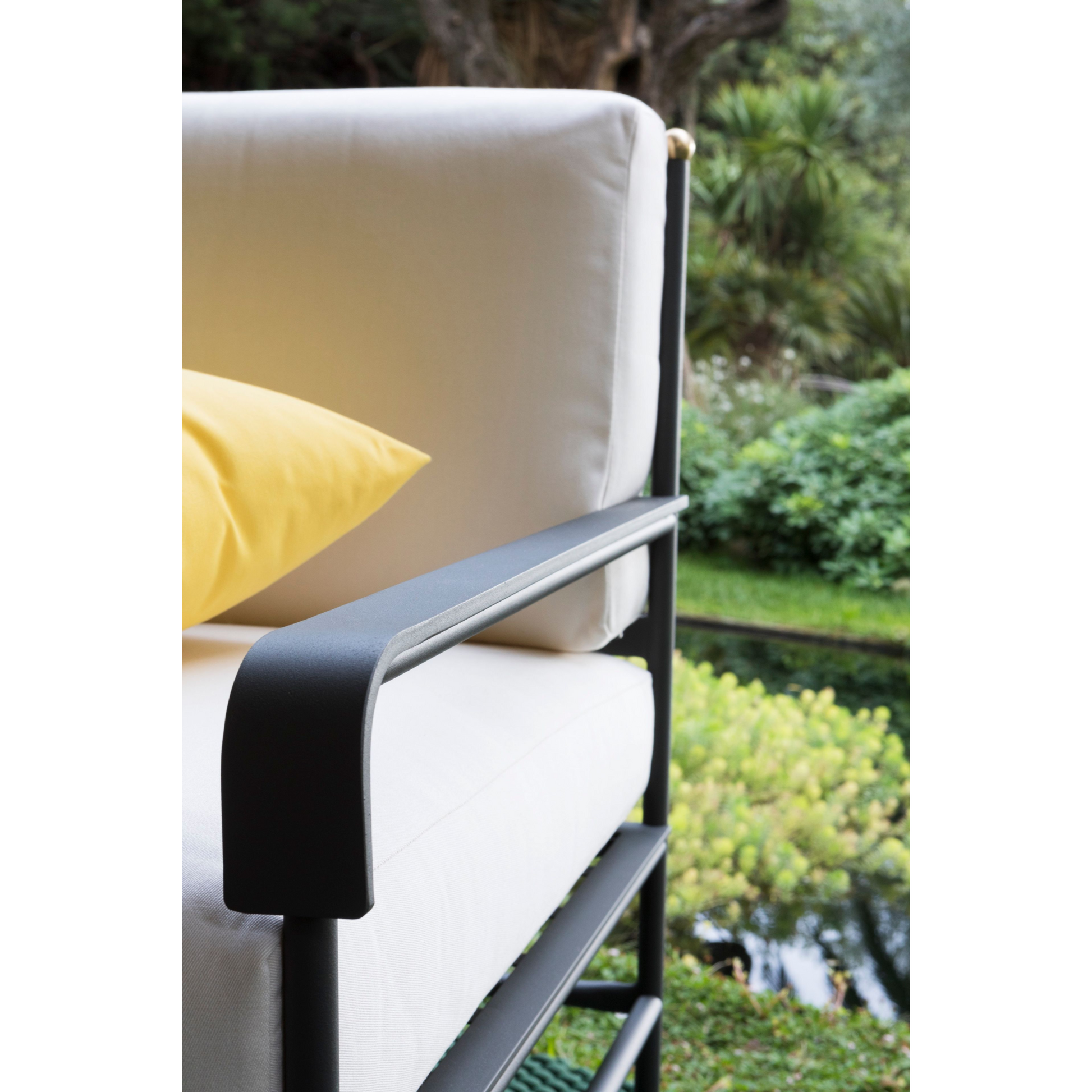 Iron Outdoor Lounge Chair | Unopiu Toscana | Italianfurniture.com