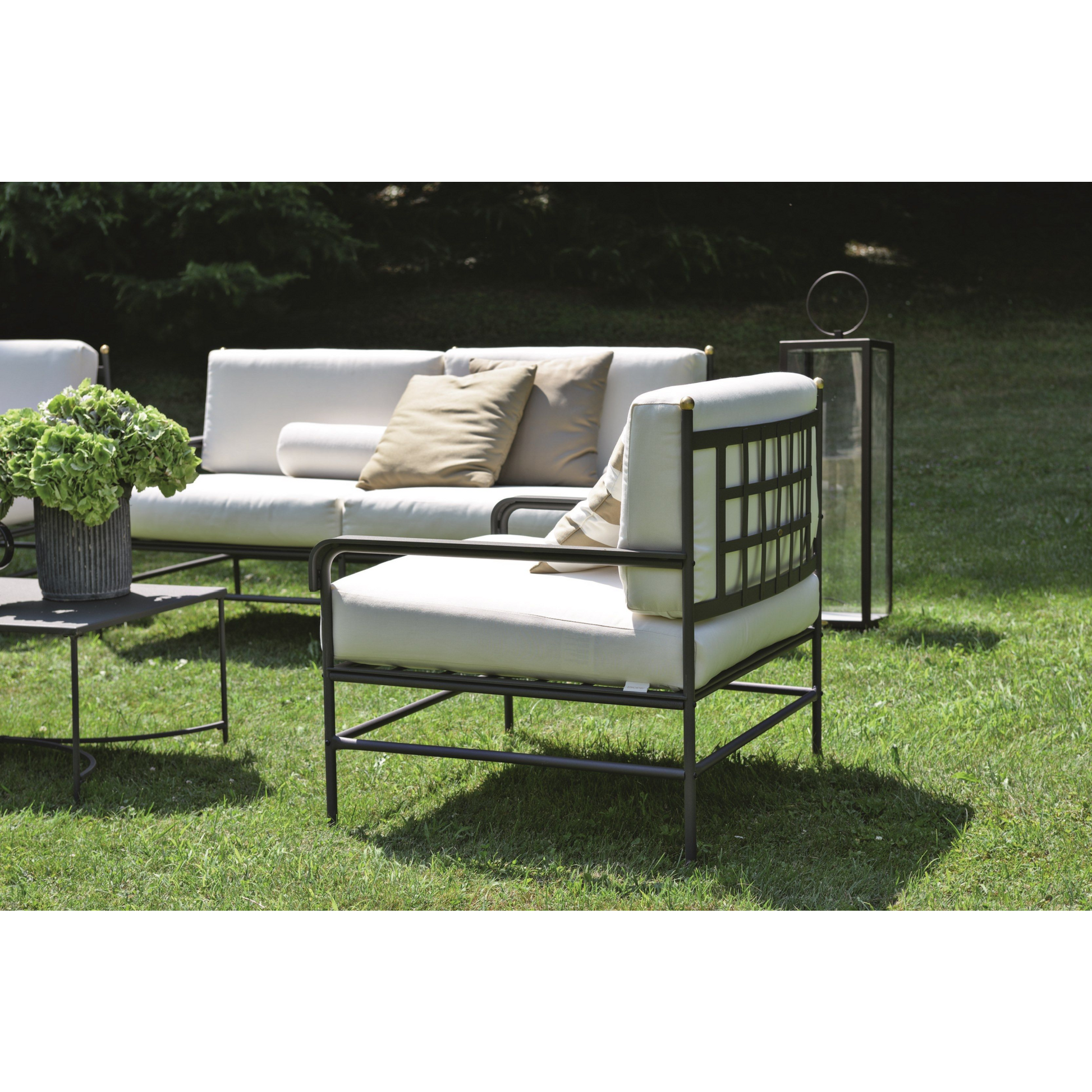 Iron Outdoor Lounge Chair | Unopiu Toscana | Italianfurniture.com