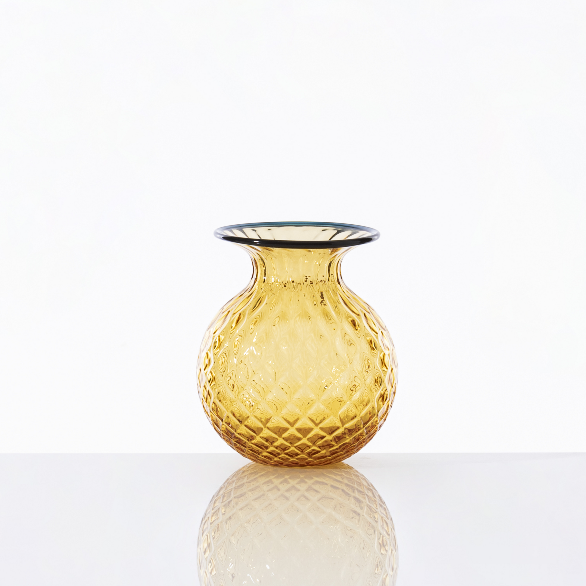 Round Glass Vase | Venini Fiori | Italianfurniture.com