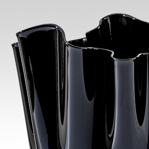 Wrinkled Glass Vase | Venini Fazzoletto | Italianfurniture.com