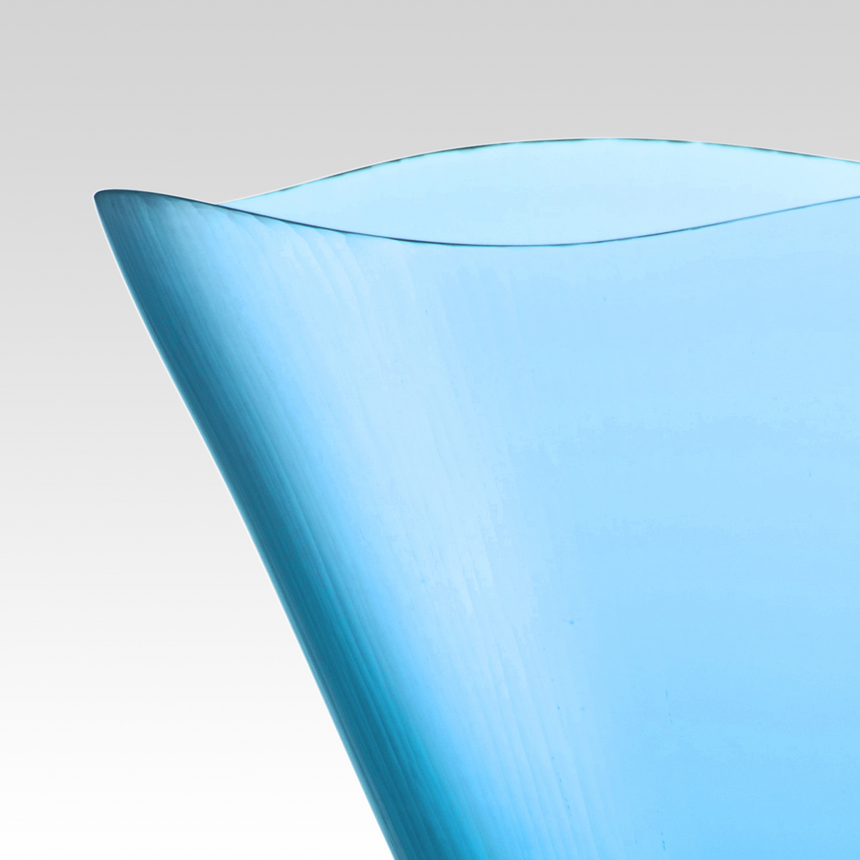 Wavy-Edged Glass Vase | Venini Battuti