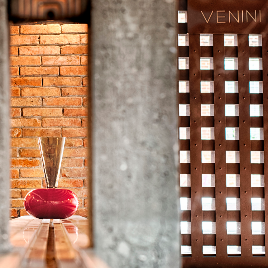 Two-Toned Glass Vase | Venini Puzzle