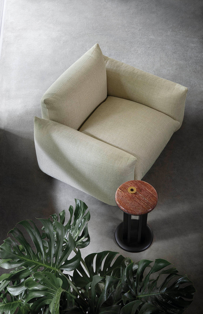 Plush Pillow-Style Lounge Chair | Arflex Marenco