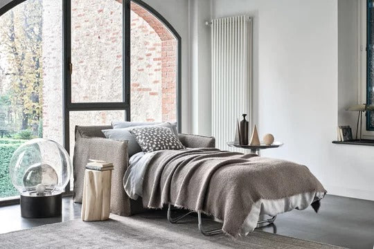 Natural White Lino Sofa Bed | Gervasoni Ghost